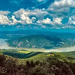 펜션 Dunakanyar *